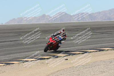 media/Oct-13-2025-Moto Forza (Mon) [[a66d839500]]/3-B Group/Session 2 (Bowl)/